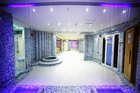 استخر هتل سی نور مشهد